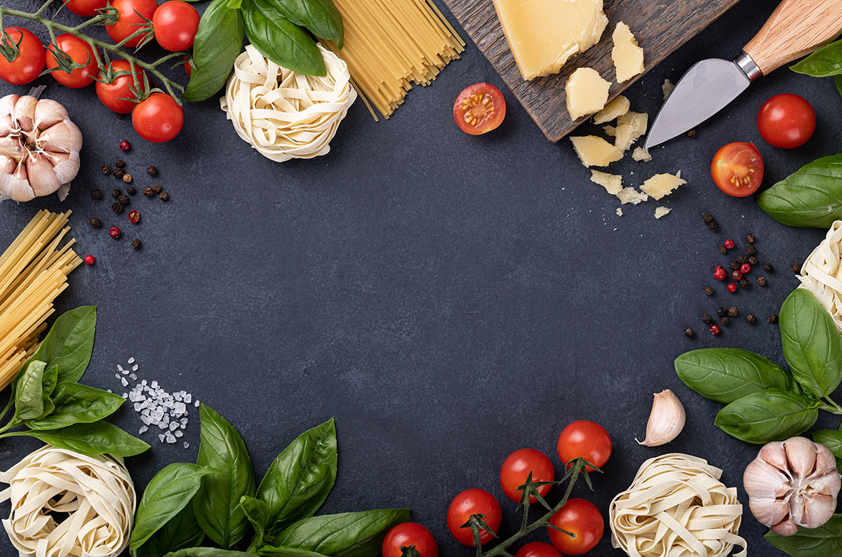 italian-food-ingredients-background-